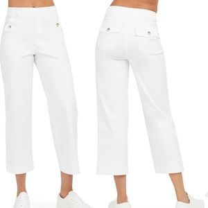 Spanx stretch twill wide leg crop pants. Medium